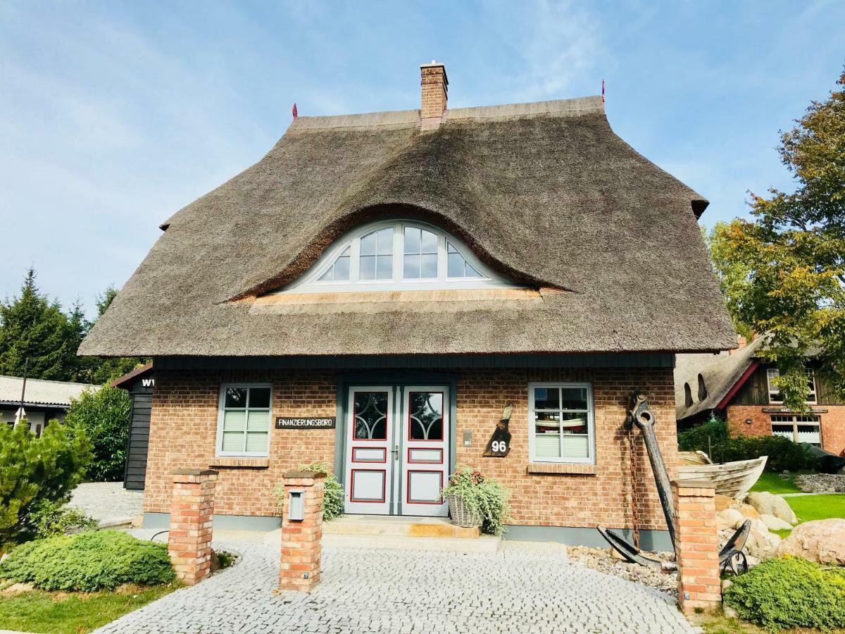 "Kontorhaus" By Ferienhaus Strandgut Born Exterior foto